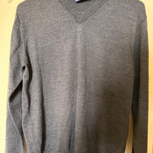Used Mens Medium Grey Sweater - Picture 2 of 4